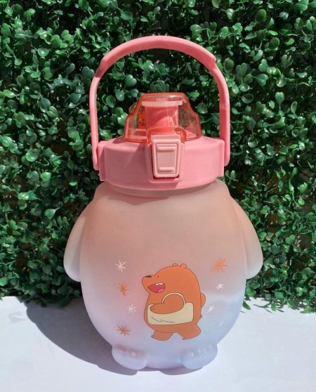 مطرة ماء شكل دب 