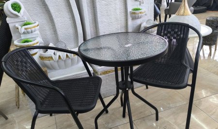 طقم طاولة قزاز  مع كراسي