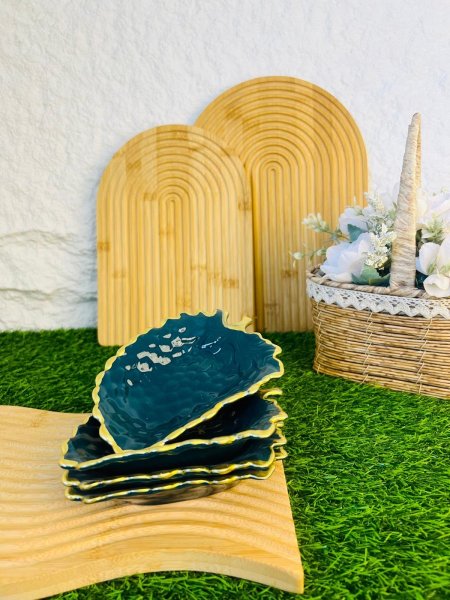 مضيفة مكسرات مميزة وانيقة وفخمة لاصحاب الذوق الرفيع