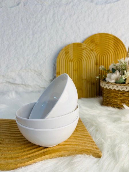 زبادي ميلامين بيضاء مميزة وانيقة وفخمة واضافة جميلة لطاولتك وضد الكسر