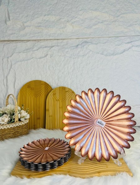 طقم تقديم مميز مكون من صحن كبير و6 صحون صغار عملي وانيق ومتعددة الاستخدام ( صحن تقديم فواكه)