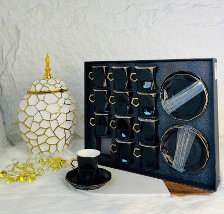 طقم فناجين قهوة اسود وذهبي 24 قطعة مميز وانيق وراقي