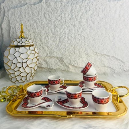 طقم فناجين خياطة تراثي مميز يتكون من 12قطعة مختلفة وعريقة تدل على الأصالة والأرض