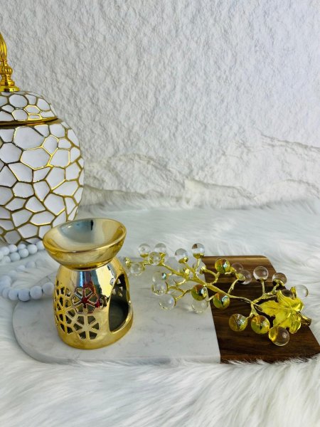 مبخرة زجاجية ذهبية فخمة وأنيقة لاصحاب الذوق الرفيع