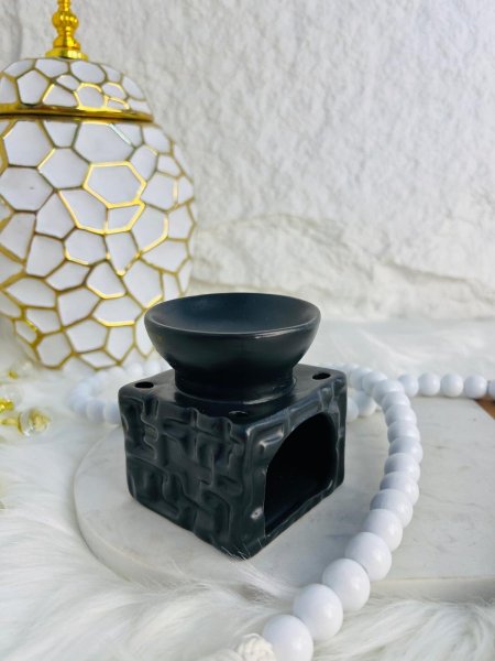 مبخرة زجاجية سوداء اللون مميزة وانيقة وفخمة لاصحاب الذوق الرفيع