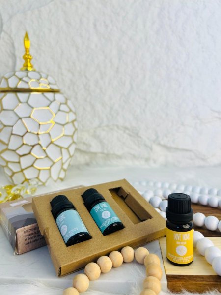 طقم علب زيت عطري مميز وذو رائحة عطرية قوية ومميزة