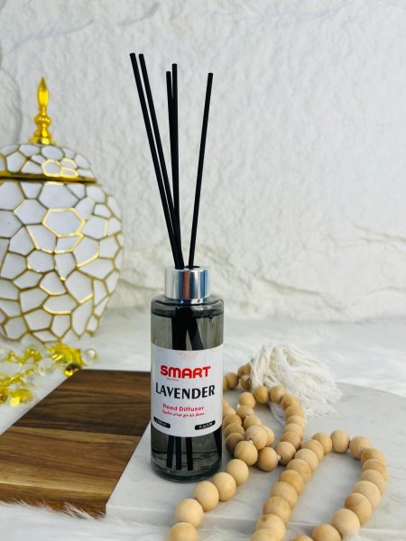 معطر جو بعيدان فواحة برائحة اللاڤندر مميز وانيق وراقي جدا ينقل رائحة المكان للفخامة والرقي