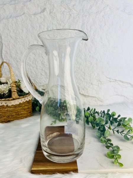 شاف زجاجي أنيق كلاسيك مميز وعملي ومتعدد الاستخدام