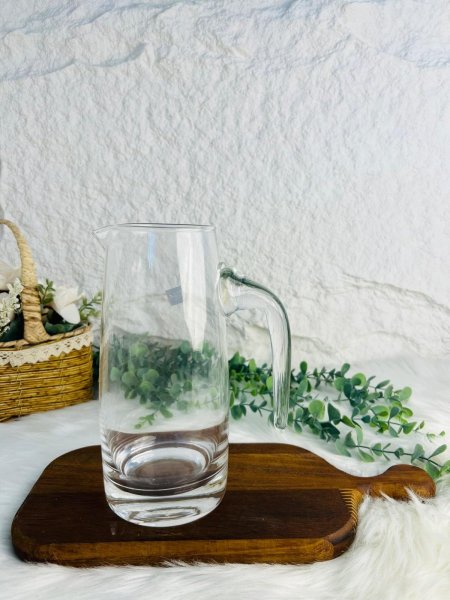 شاف زجاجي مميز وانيق وراقي جدا لاصحاب الذوق الرفيع