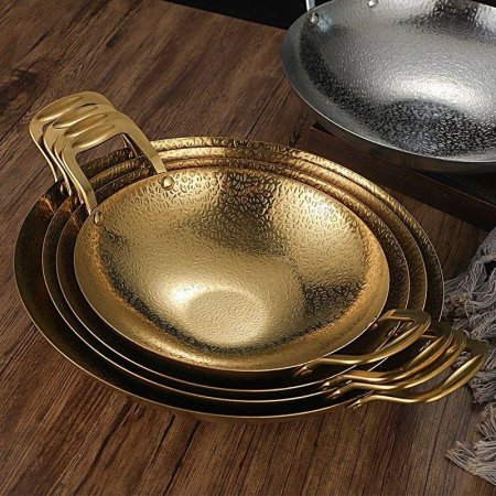 صاجية نحاس بأحجام مختلفة مميزة وجذابة وذات جودة عالية