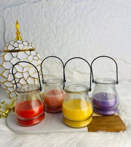شمع عطري  بجرة زجاجية ويد حديدية, مميز بالوان مختلفة وجذابة