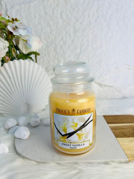 شمعة عطرية برائحة الڤانيلا المميزة و الفواحة جدا