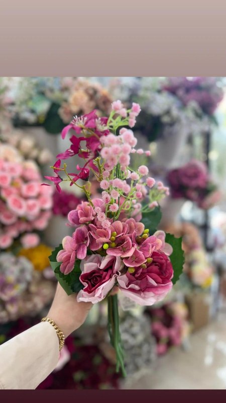 عرق ورد مميز وجميل