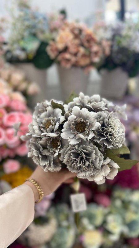 عرق ورد مميز وجميل