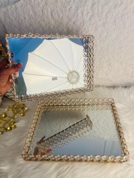 طقم صواني تقديم مميز وانيق وراقي جدا لاصحاب الذوق الرفيع