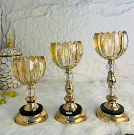 شمعدان زجاجي عسلي فخم ومميز جدا