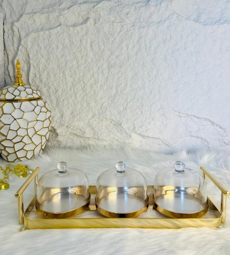 مضيفة ذهبية مكونة من و3 وحدات بغطاء زجاجي ثقيلة وفخمة