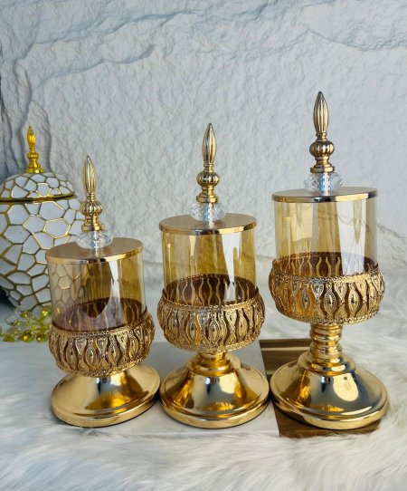 طقم مضايف ذهبي مميز وانيق وراقي جدا