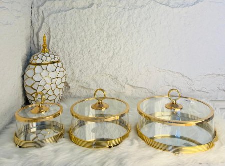 طقم مضايف اطار اكروليك ذهبي بغطاء