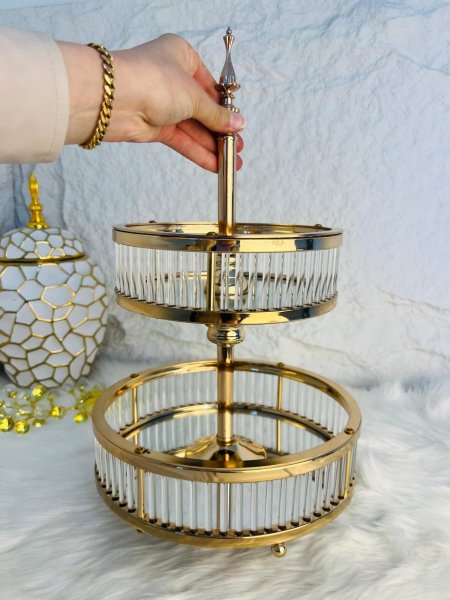 مضيفة كريستال ذهبية طبقتين