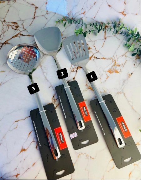 مغارف مخرمة ستانلس ستيل ثقيلة ومميزة وذات جودة عالية