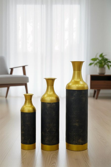 فازة نحاس صغير مدور