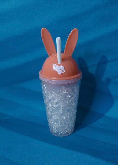 مطرة ماء مثلجة شكل ارنب