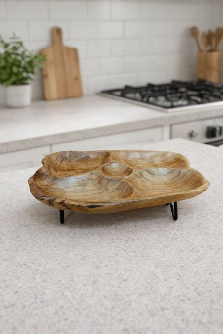 جاط تقديم مقسم من الخشب الطبيعي بأربعة أقسام وقاعدة حديدية سوادء