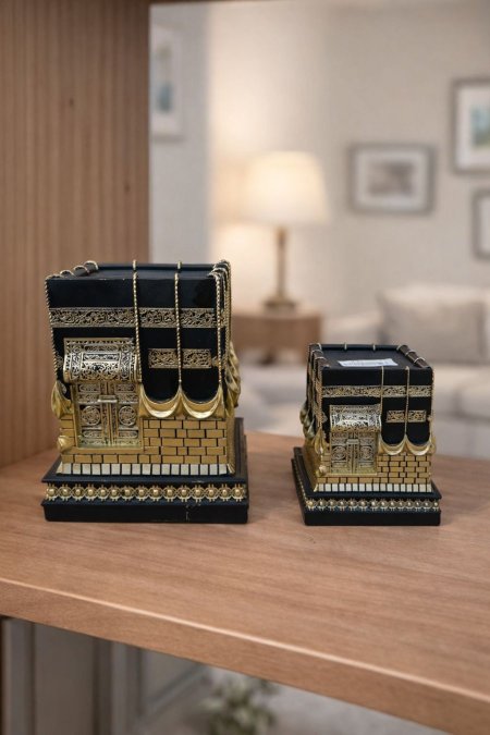 تحفة شكل كعابة