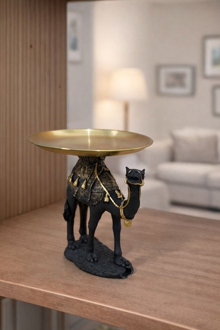 تحفة جمل مع صحن معدن